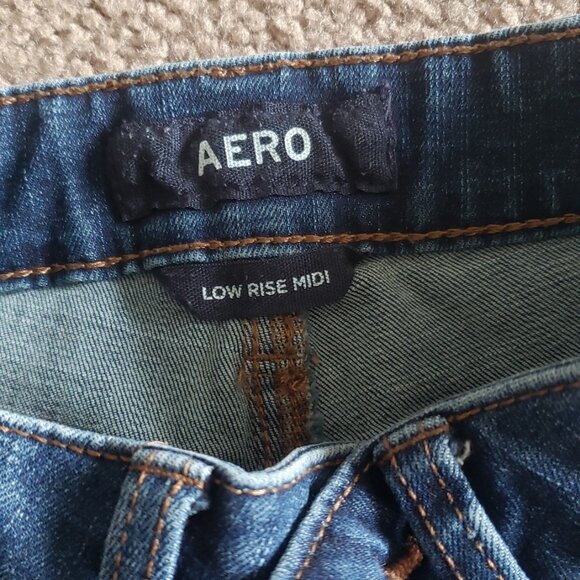 Aero low rise midi jean shorts - Picture 2 of 4